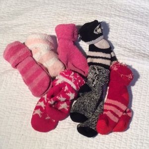 7 Pairs of Fuzzy Socks